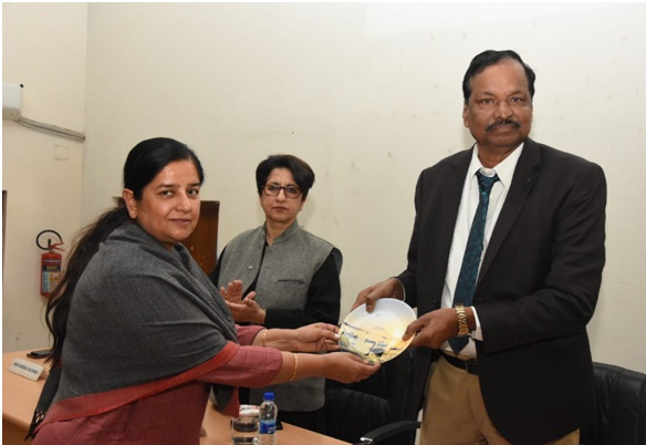 71st COLLOQUIUM LECTURE "THE RELEVANCE OF SRI AUROBINDO TODAY" DELIVERED BY PROF. SACHIDANANDA MOHANTY AT PU